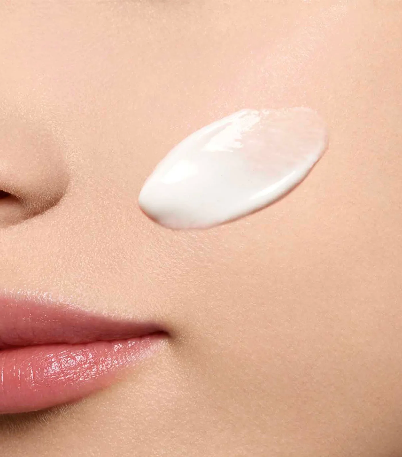 Bright Plus Dark Spot-Targeting Moisturizing Emulsion